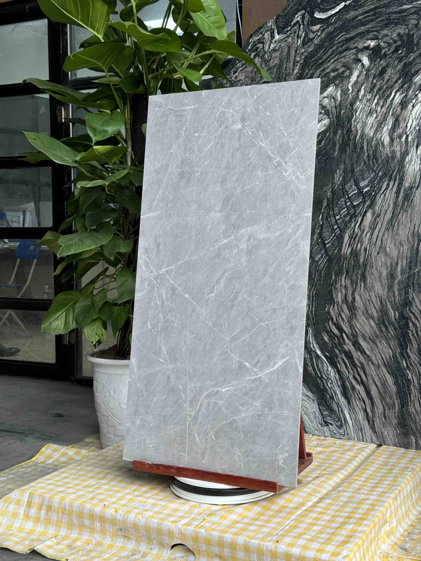 Ảnh Gạch Ấn Độ CSI612151 1