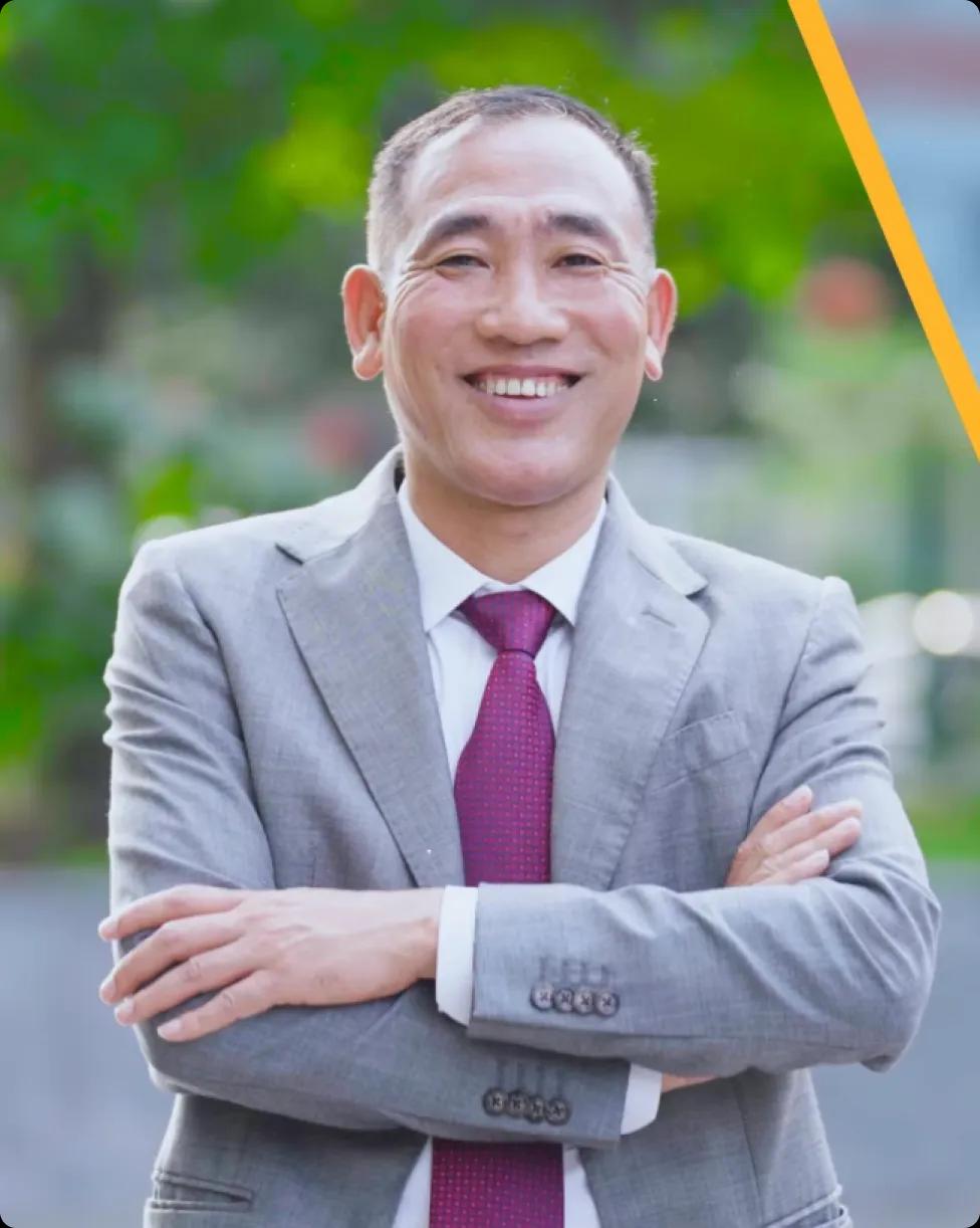 director Hải Linh