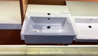 Ảnh Chậu rửa bán âm bàn TOTO LT647CS 2