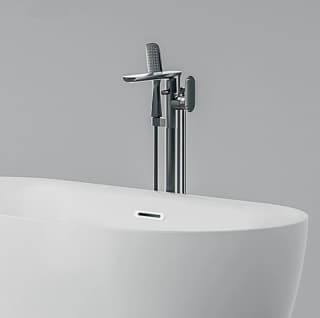 Ảnh Bồn tắm đặt sàn Bravat B25788W-1-ENG 4