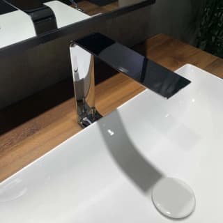 Ảnh Vòi chậu TOTO TLP02307B 3