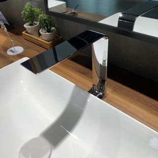 Ảnh Vòi chậu TOTO TLP02307B 4