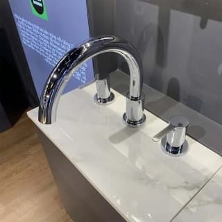 Ảnh Vòi xả bồn nóng lạnh TOTO TBS01201BA 3