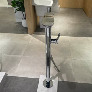 Ảnh Vòi xả bồn nóng lạnh TOTO TBG01306BA 3