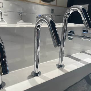 Ảnh Vòi cảm ứng tự động TOTO TLE26007V 3