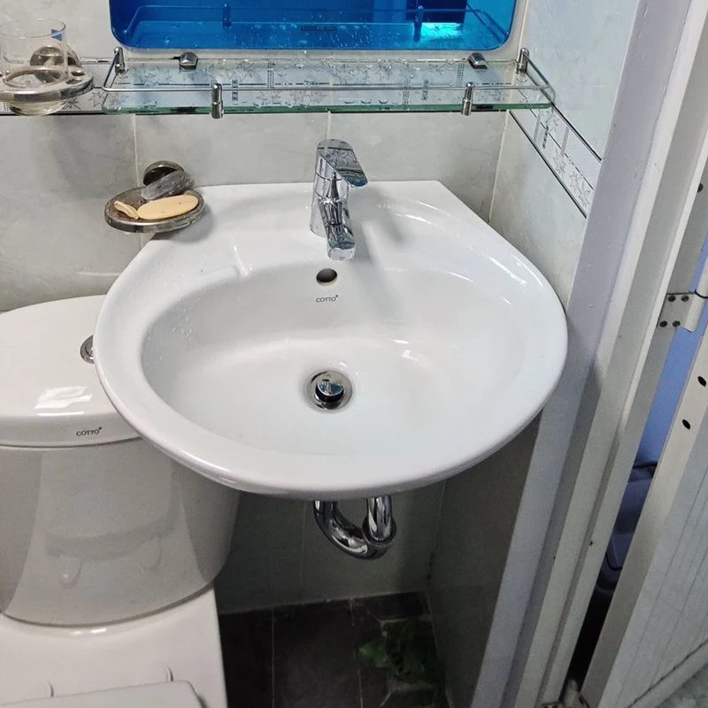 Ảnh Chậu rửa treo tường Cotto C013 (1HOLE) 3