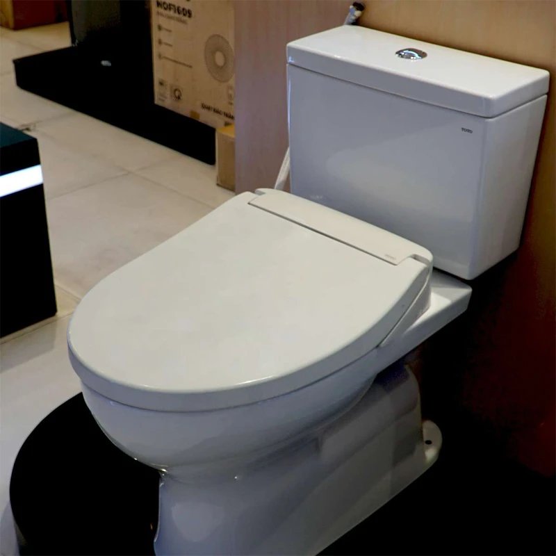 Ảnh Bồn cầu 2 khối TOTO CS302DE2 2