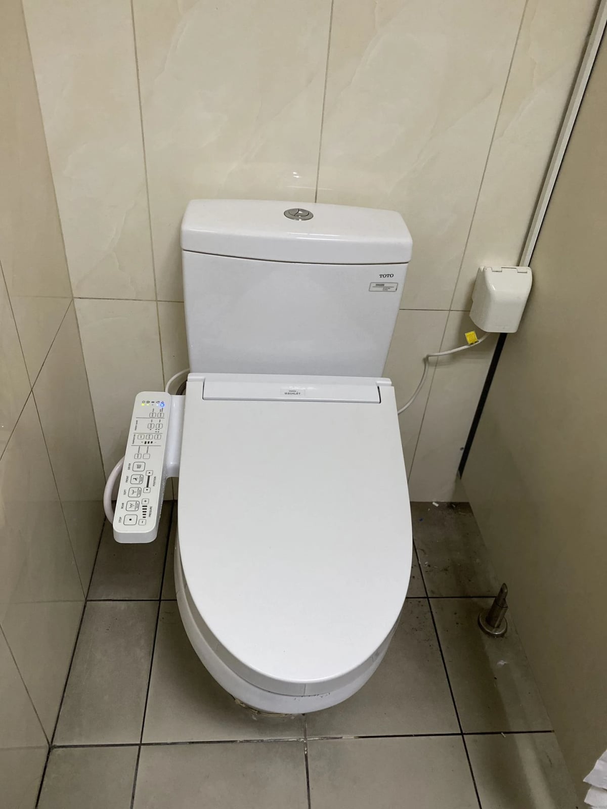 Ảnh Bồn cầu thông minh TOTO CS838DW16 3