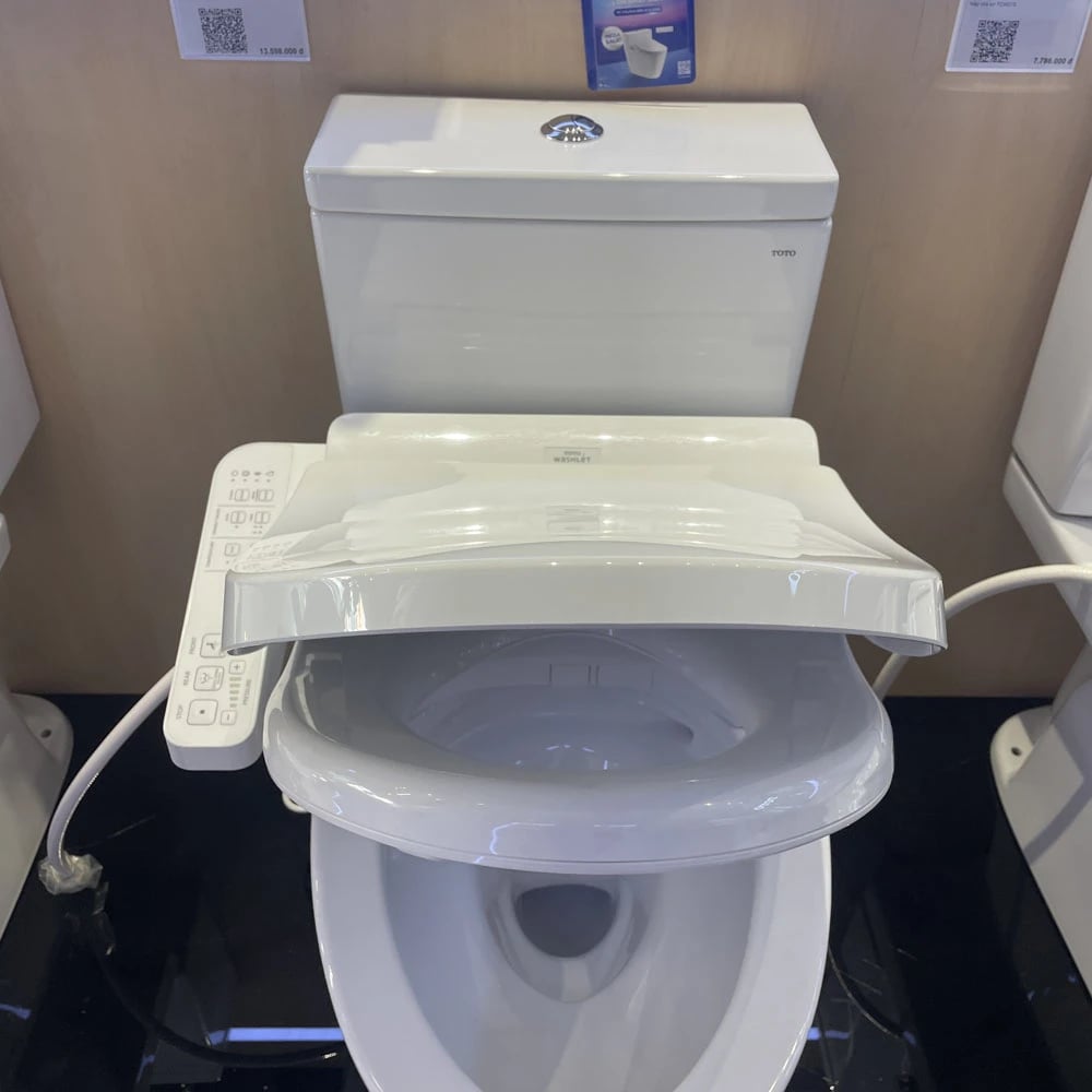 Ảnh Bồn cầu điện tử TOTO CS767RW18 3