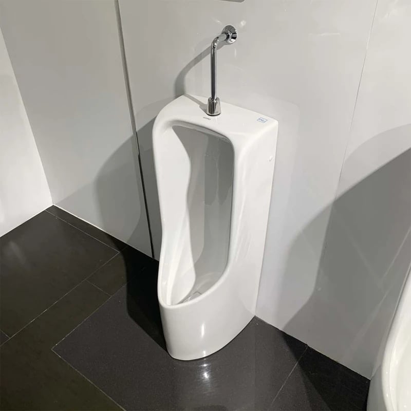 Ảnh Bồn tiểu nam đặt sàn TOTO UT508T 4