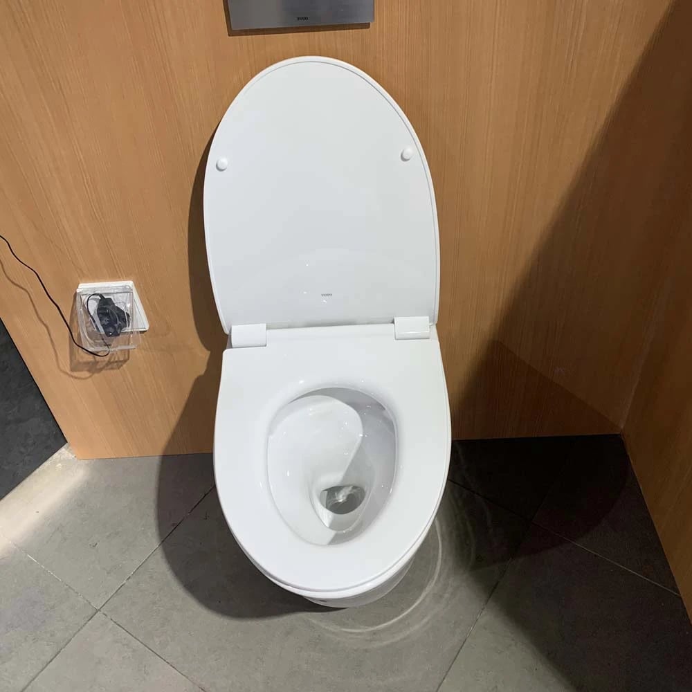 Ảnh Bồn cầu thông minh TOTO CW822RFVA1/TREF35L2A/WH005A/TC600VS 4