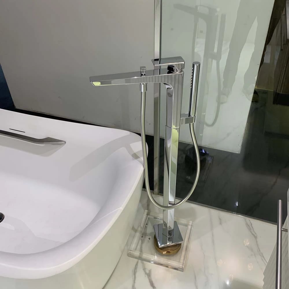 Ảnh Vòi sen bồn tắm TOTO TBG07306AA/TBN01105B 3