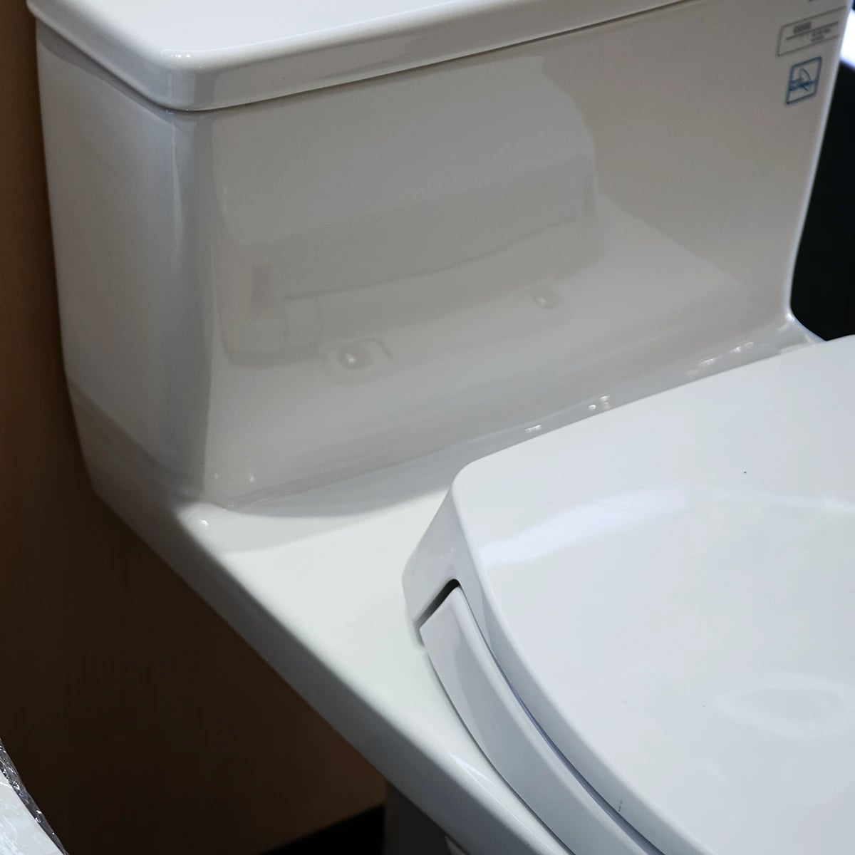 Ảnh Bồn cầu 1 khối TOTO MS855DT2 4