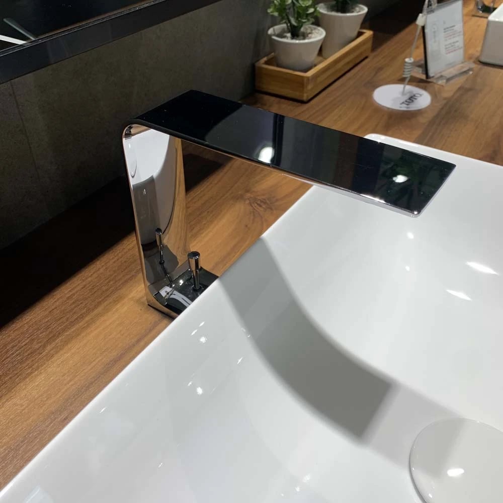 Ảnh Vòi chậu TOTO TLP02304B 3