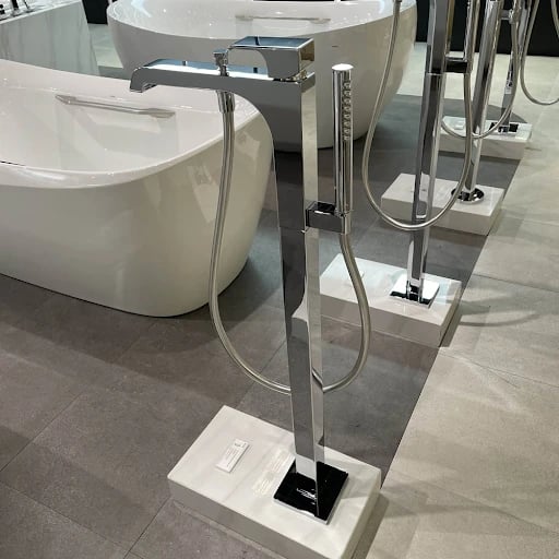 Ảnh Vòi sen bồn tắm TOTO TBG08306AA/TBN01105B 4
