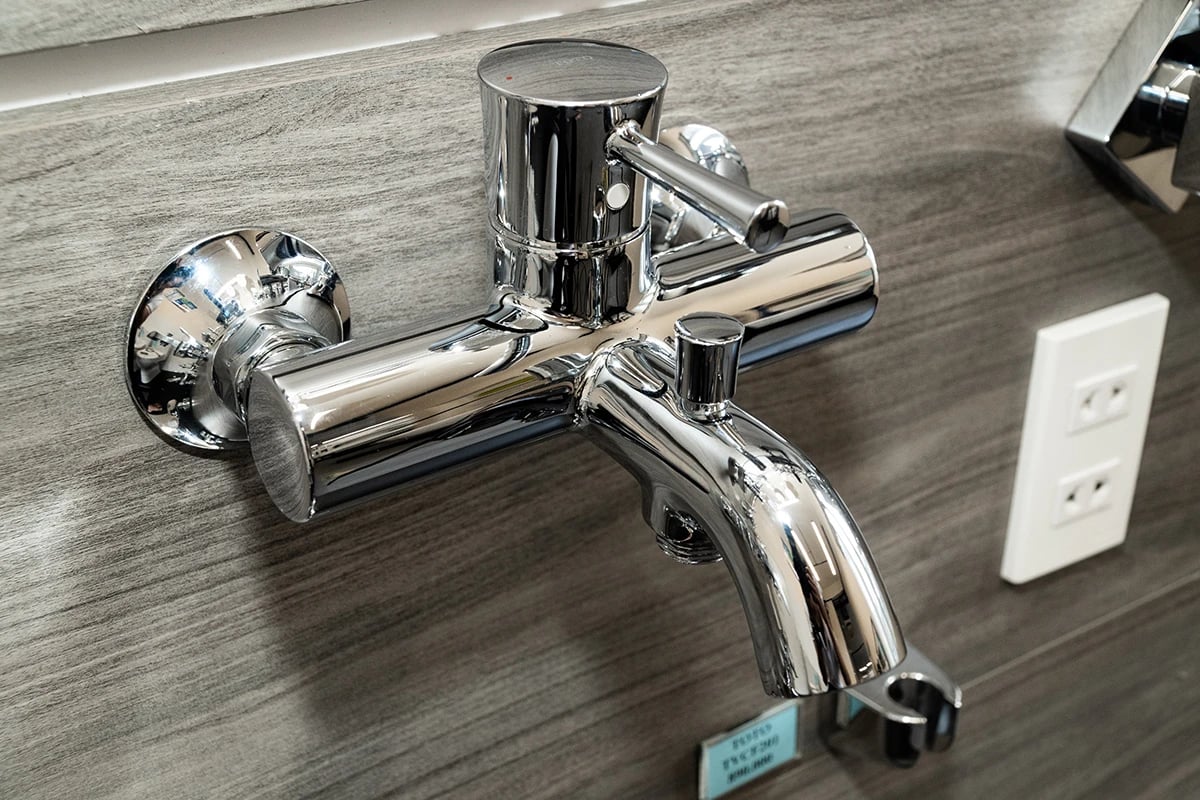 Ảnh Sen tắm nhiệt độ TOTO TBS02302V/TBW07009A 3