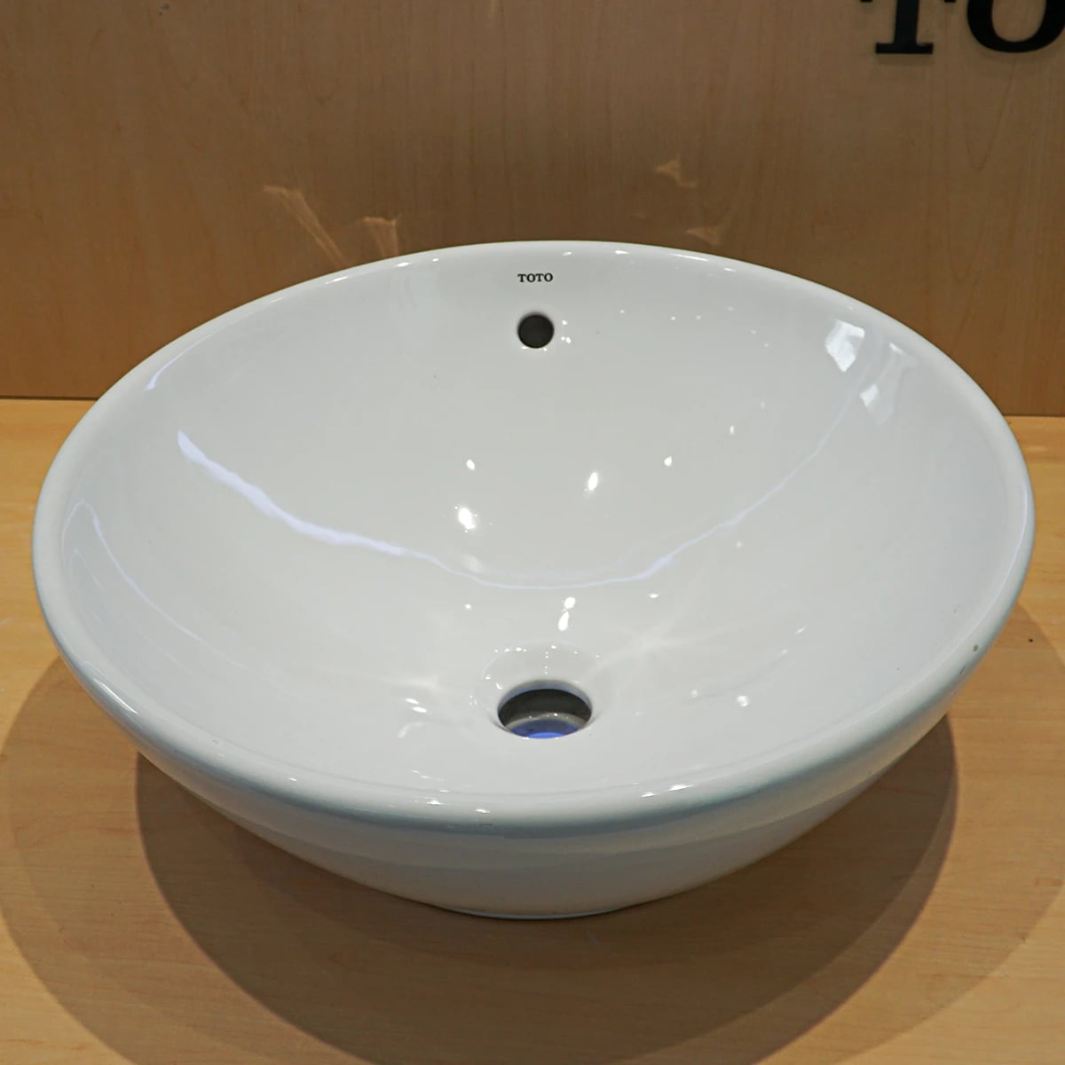 Ảnh Chậu rửa đặt bàn TOTO LT523S 2