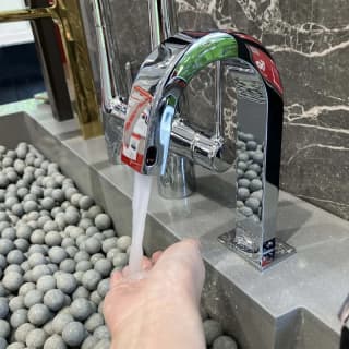 Ảnh Vòi chậu cảm ứng American Standard WF-8101 3