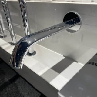 Ảnh Vòi cảm ứng tự động TOTO TLE24010V 3